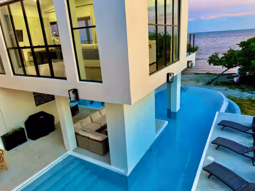 Hibiscus House at Plantación de Sueños - Oceanfront 5 bedroom Private Villa Beach BEST Pool on the Island