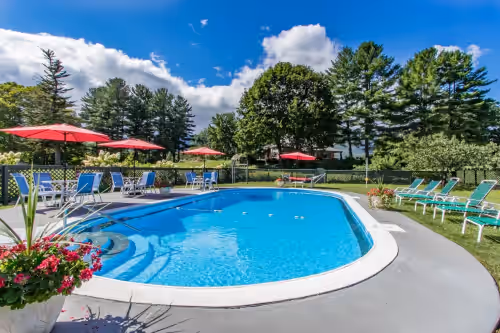 Sleep 34 in huge VT Mansion! 15 bedrms/12 bath: Xmas, Ski, weddings, family reunions, Yoga, corporate, Dogs loved, photo 4