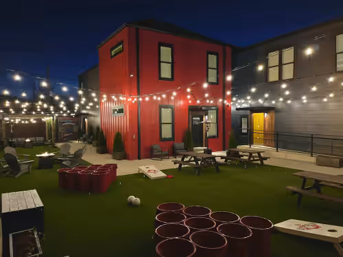 Bungalou Ultimate Silver Rooftop+Gameyard Sleep 31