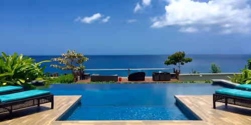 Newly Remodeled Oceanfront Villa, photo 2