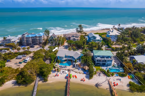 Aquarius Resort: 2 Side-by-side beach houses! 2 pools, 2 spas, 2 docks, & more, photo 2