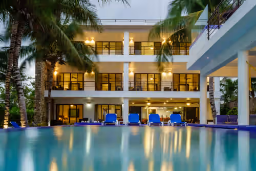 VILLA BELLAMAR - 13 BEDROOM BEACHFRONT VILLA - PRIVATE CHEF INCLUDED - RETREATS,WEDDINGS,FAMILY,GOLF