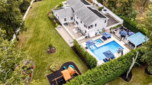 The Pavillion - 6,000 Sq.ft. 18 Guests, 7-Bed, 6-Bath, Pool, Spa, Outdoor Kitchen, Garden, WIFI.