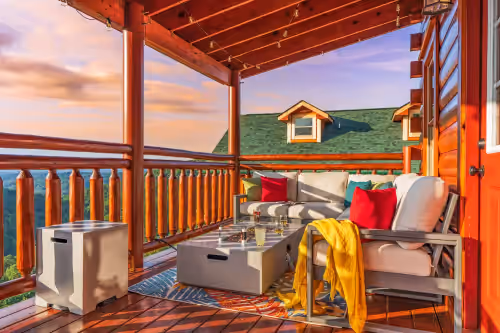 Luxe Retreat @ FireFly Vista~Epic Views~Pvt Pool~Firepit~Sleeps 24, photo 3