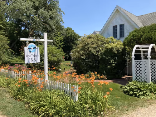 Spacious Country Home centrally located on the island of Martha's Vineyard.