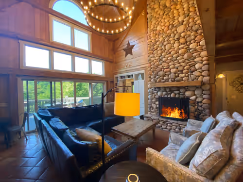 Living Room | Main Floor | Gas Fireplace at Pine Hollow