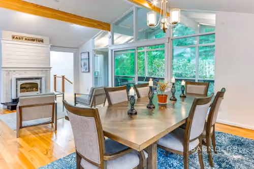 Beautiful, fully updated, Spacious East Hampton home minutes from town and beach, photo 3