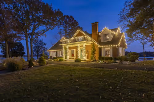 Paradise On The Lake ~ Luxurious Peninsula Property ~ Best View On The Lake, photo 2