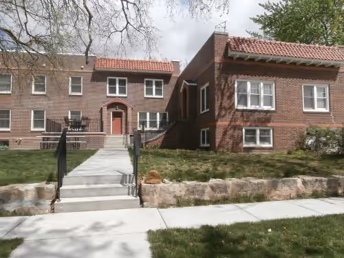 This is your 'home away from home'!10 bedrooms,11 baths! MUST CALL TO RESERVE, photo 3
