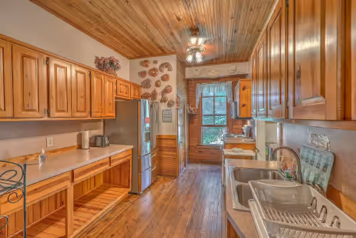Guest Kitchen at Lake Junaluska 14 Bedroom Inn, Perfect for Reunions, Retreats, Weddings & More