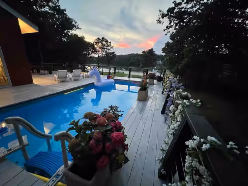 Renovated North Fork Waterfront Home with Pool, photo 2