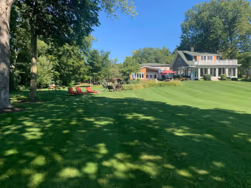 Five star resort on POWERS LAKE LAKEFRONT; SLEEPS 30+;