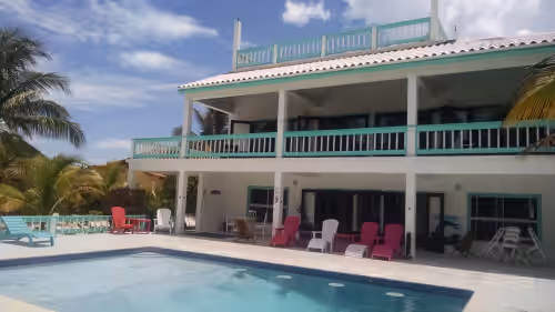 Blue Dolphin Beachfront Villa "Nicest House on the Island", photo 2
