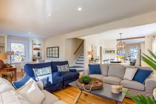 BEAUTIFULLY Renovated: 6 min to DT Portland, 3 blocks to Willard Beach, photo 4