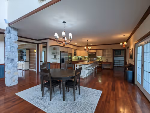 Perfect View: Plenty of room for everyone to stay and play!