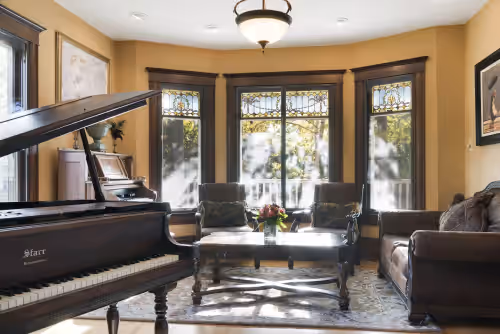 Stunning Historical Mansion: 8 bedrooms (sleeps 16+), photo 3