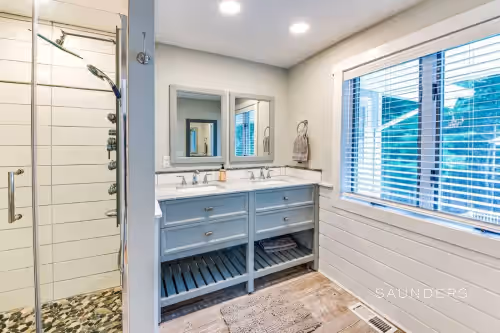 Beautiful, fully updated, Spacious East Hampton home minutes from town and beach, photo 2