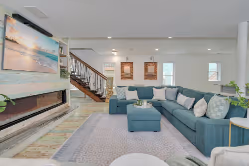 Living area at The Bikini Bottom Shore House, Spacious 8 Bedrooms, 7 Baths, Sleeps up to 25