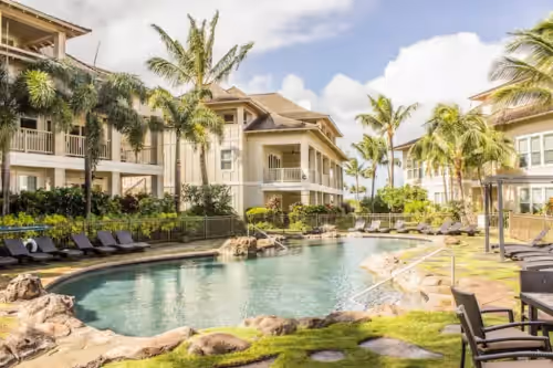 6BR/6BA Luxury Villas w Pool, A/C, Walk to Beach!