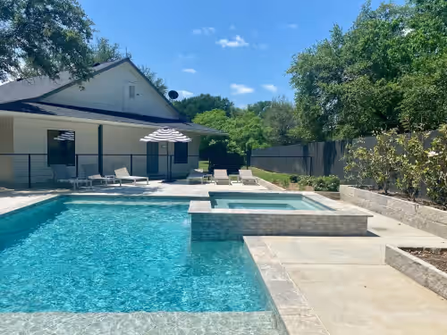 Secluded Country Retreat with Boutique Hotel Vibes plus Pool/Hot Tub sleeps 50, photo 3