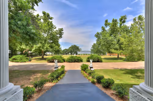 Lewcy Manor 17,000 sq ft Mansion on Lake Overholser, photo 3