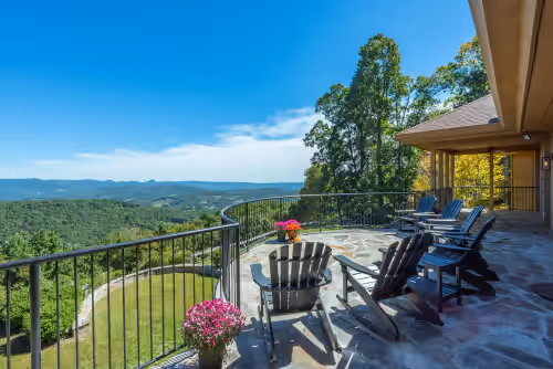 Unforgettable Mtn Views & Sunsets! Hot Tub+Fireplaces+Sauna, WiFi, Small Events!