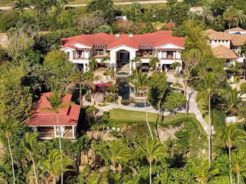Beach Villa specializing in weddings, milestone & corporate events.