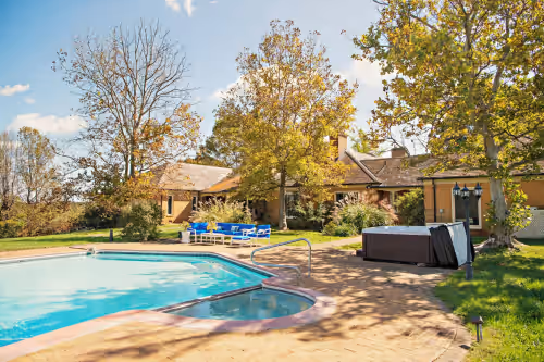 Stunning House with Private Pool and Hot Tub on Rural Estate