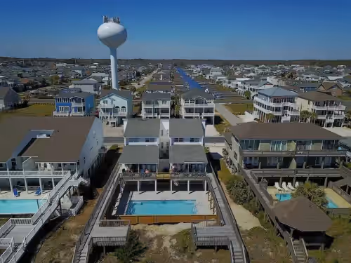 LARGEST OCEANFRONT POOL ON ISLAND LOCATED 1/4 MILE EAST OF PIER12 Bedroom 8 Bath, photo 3