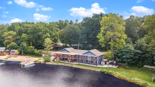 Accessible Blue Spruce Lodge: 340 ft of Lake Frontage, 80-ft wide Sandy Beach!