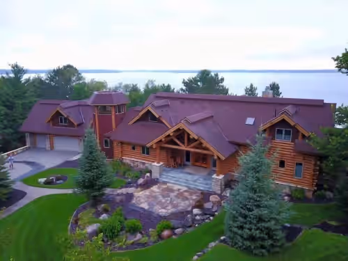 Private, Exclusive Lodge on Woman Lake with Beautiful Views