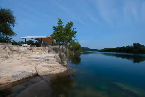 Book 4 cabins with Private River Access to the Nueces River, photo 2