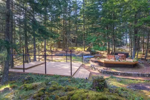 Luxurious Mountaintop Retreat with Stunning Views, photo 2
