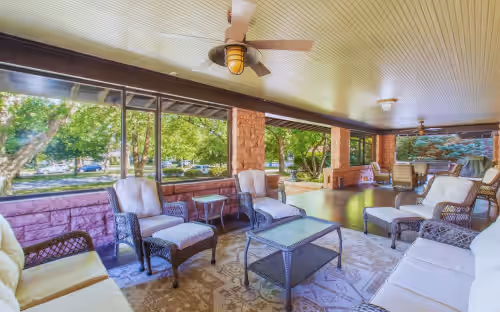 Luxurious & Historic 9-Bedroom Mansion, photo 2