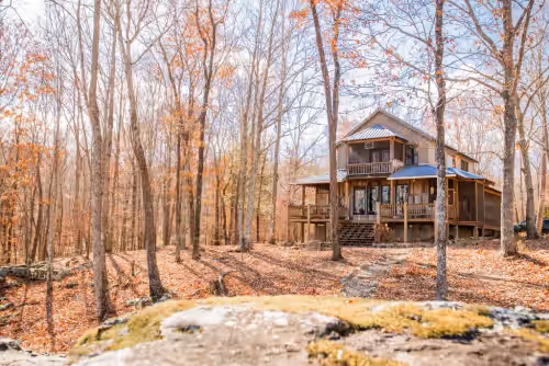 Rising Sun Retreat, 15 Acres on a Bluff - Sleeps 14+