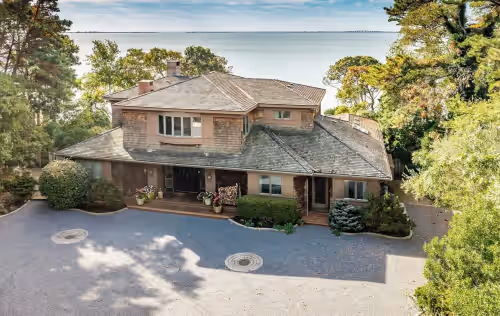 Secluded Bayfront Retreat, photo 3