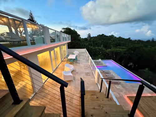 Stunning Private Oasis with Pool and Ocean Views, photo 2