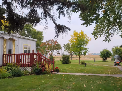 Garden Lodging In A Peaceful Country Farm Setting ~ "Longspur" House, photo 2