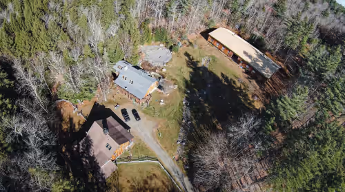 Sleeps 30!! 2 Cabins, 10 Bedrooms, 3 Kitchens, Hot Tub, Fireplaces, Game Rooms, photo 3