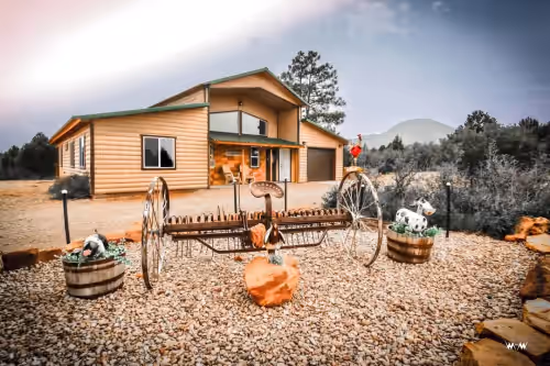W-W: Guest Ranch Group Lodging up to 70, photo 3