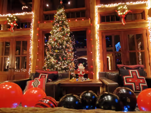 Santa Fe Ranch at Christmas, photo 2