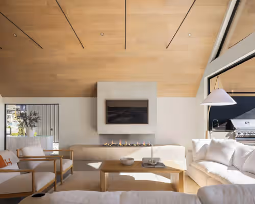Living area at Scandinavi Inn