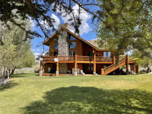 Majestic lodge in the heart of Nevada's Great Basin, photo 4