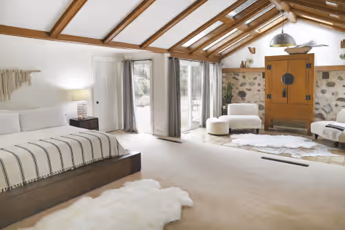 Forest and Farm, Modern and Spacious Farmhouse