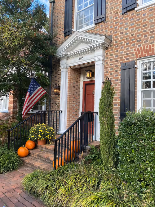 History Filled Bed & Breakfast in Downtown Williamsburg