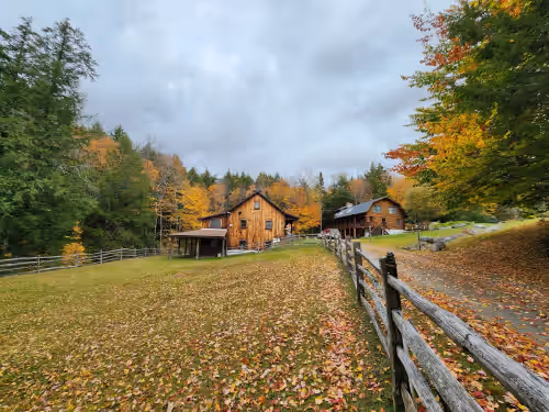 Sleeps 30!! 2 Cabins, 10 Bedrooms, 3 Kitchens, Hot Tub, Fireplaces, Game Rooms, photo 2