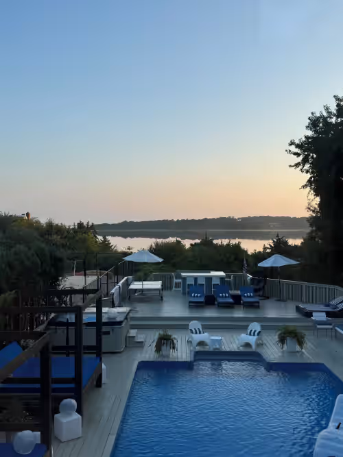 Private resort/home in Southampton with private beach pool volleyball, photo 4