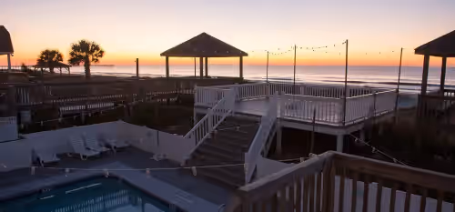 Amazing location! Oceanfront 12bdrm tiki bar pool, photo 4