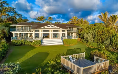 Private Luxury Oceanfront Estate on North Shore, photo 3