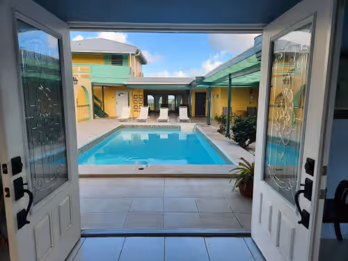 Five Bedroom Home with the Ultimate View, photo 4